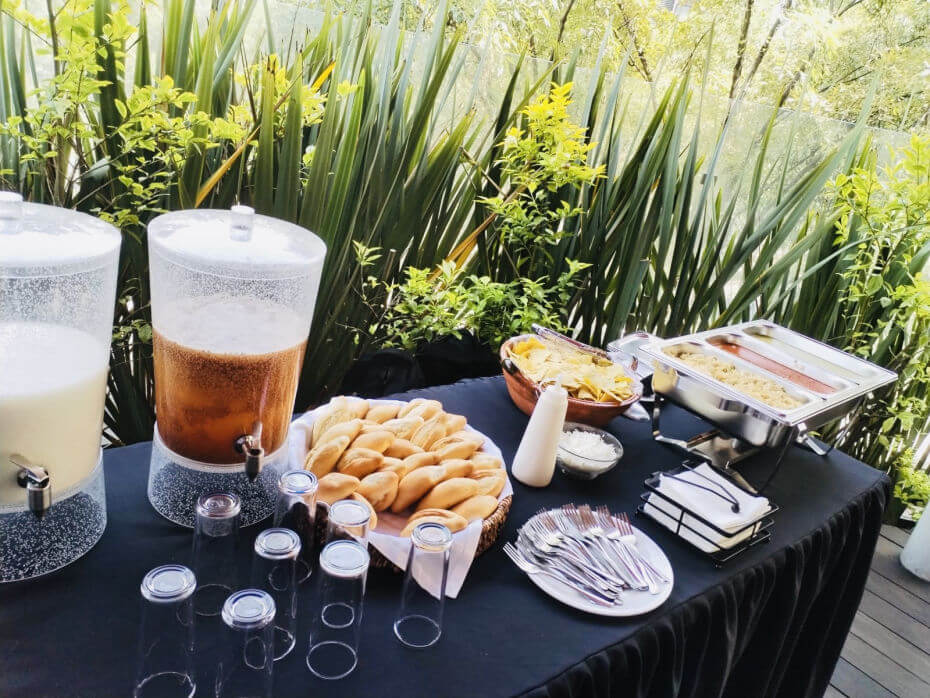 Barra de desayunos ejecutivos y brunch empresarial en Santa Fe